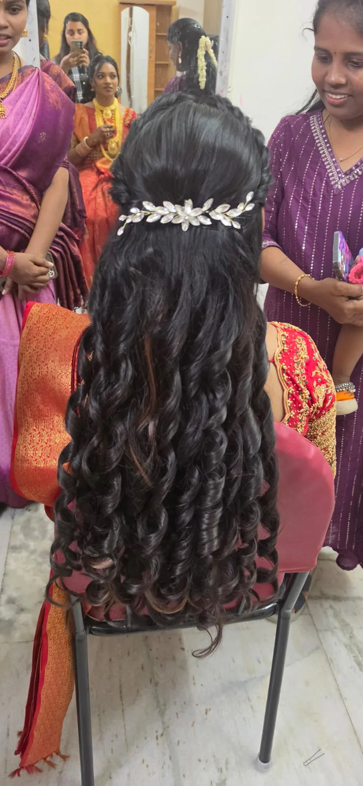 Bridal hairstyle with a delicate hair accessory