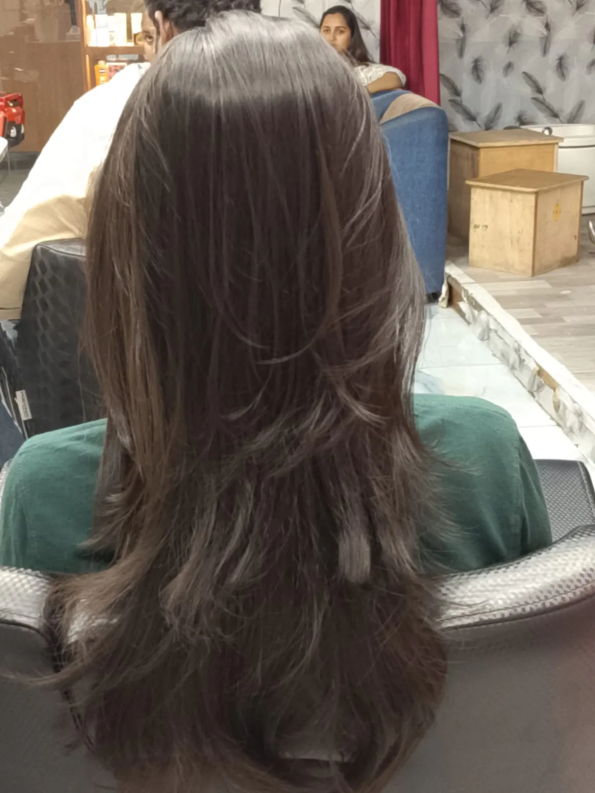 Rich brunette hair with a glossy tone