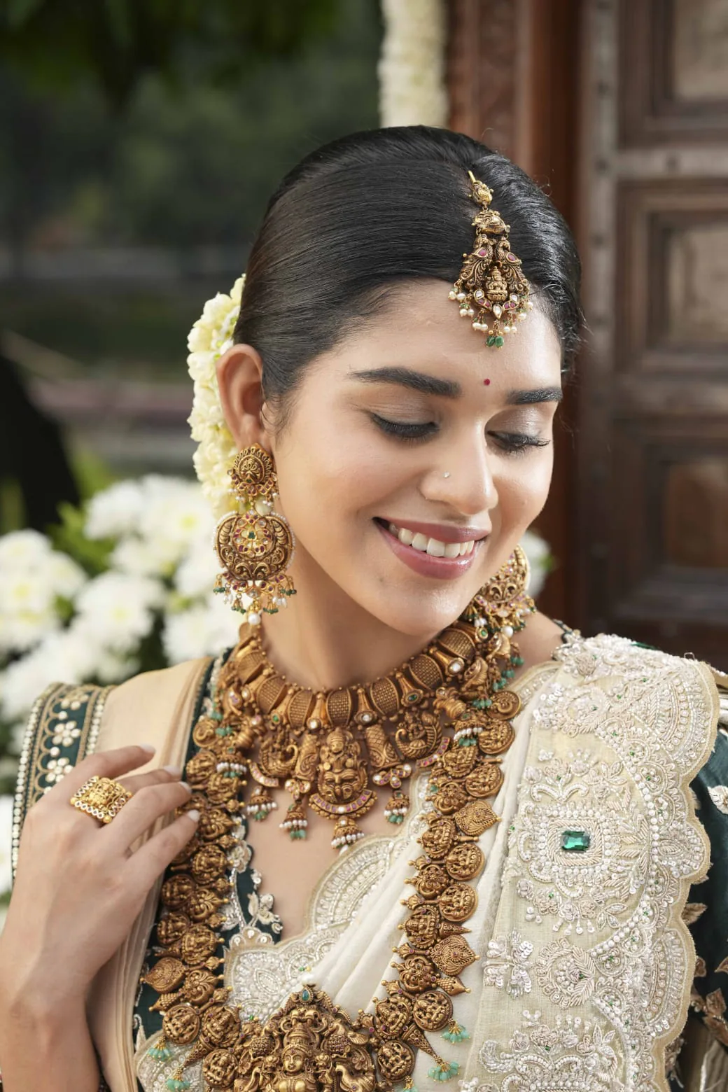 Radiant bridal jewellery and makeup